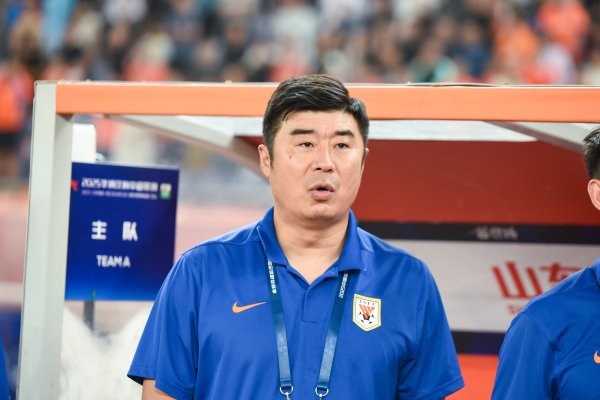 中超赛季初7位土帅已有3人离任，郑智、刘建业等人在任