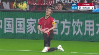 蓉城5连平！蓉城1-1三镇 韦世豪89分点射救主费利佩造点李昂破门
